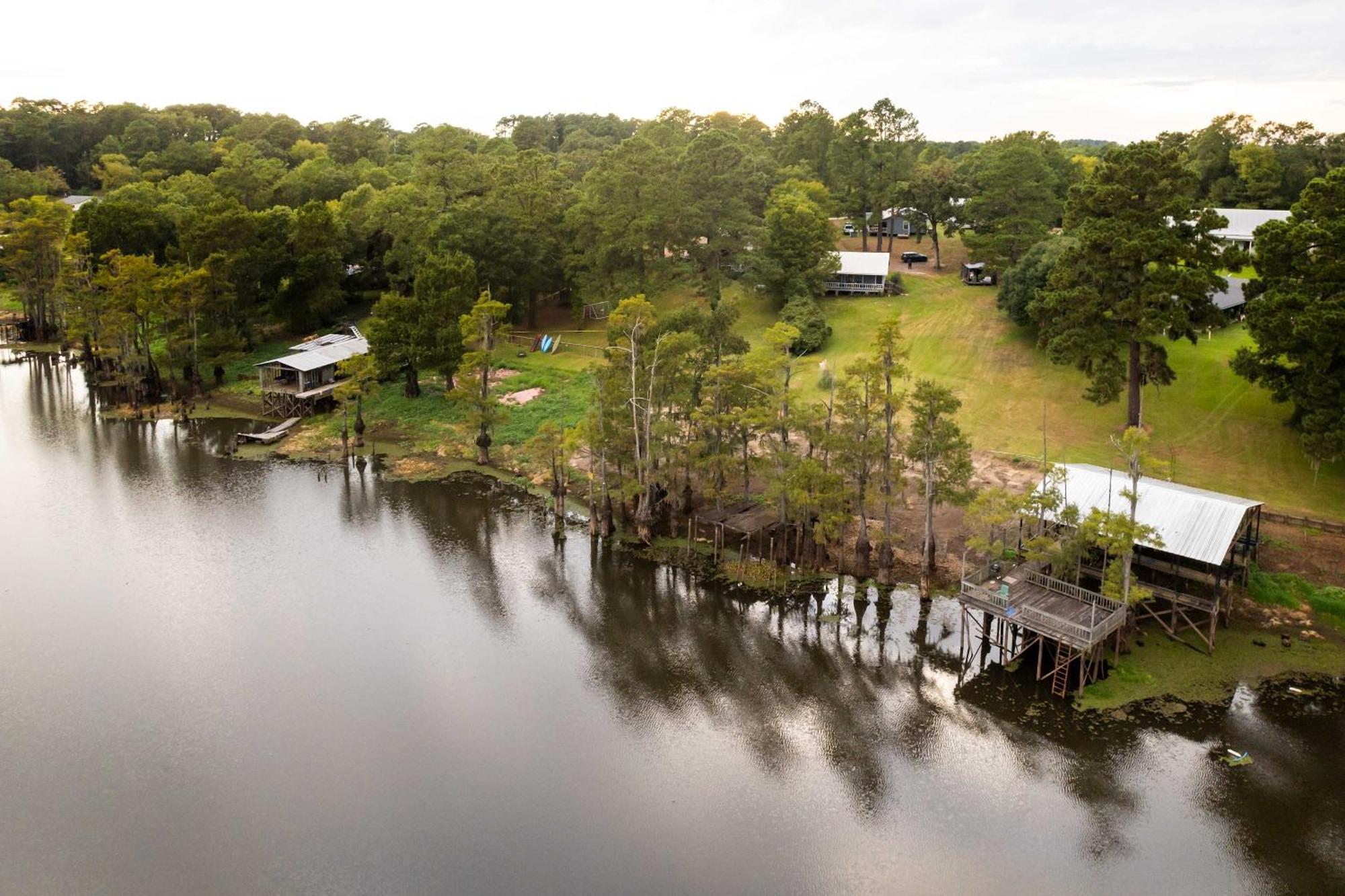 Doyline Cottage With Large Porch And Lake Access! Exterior photo