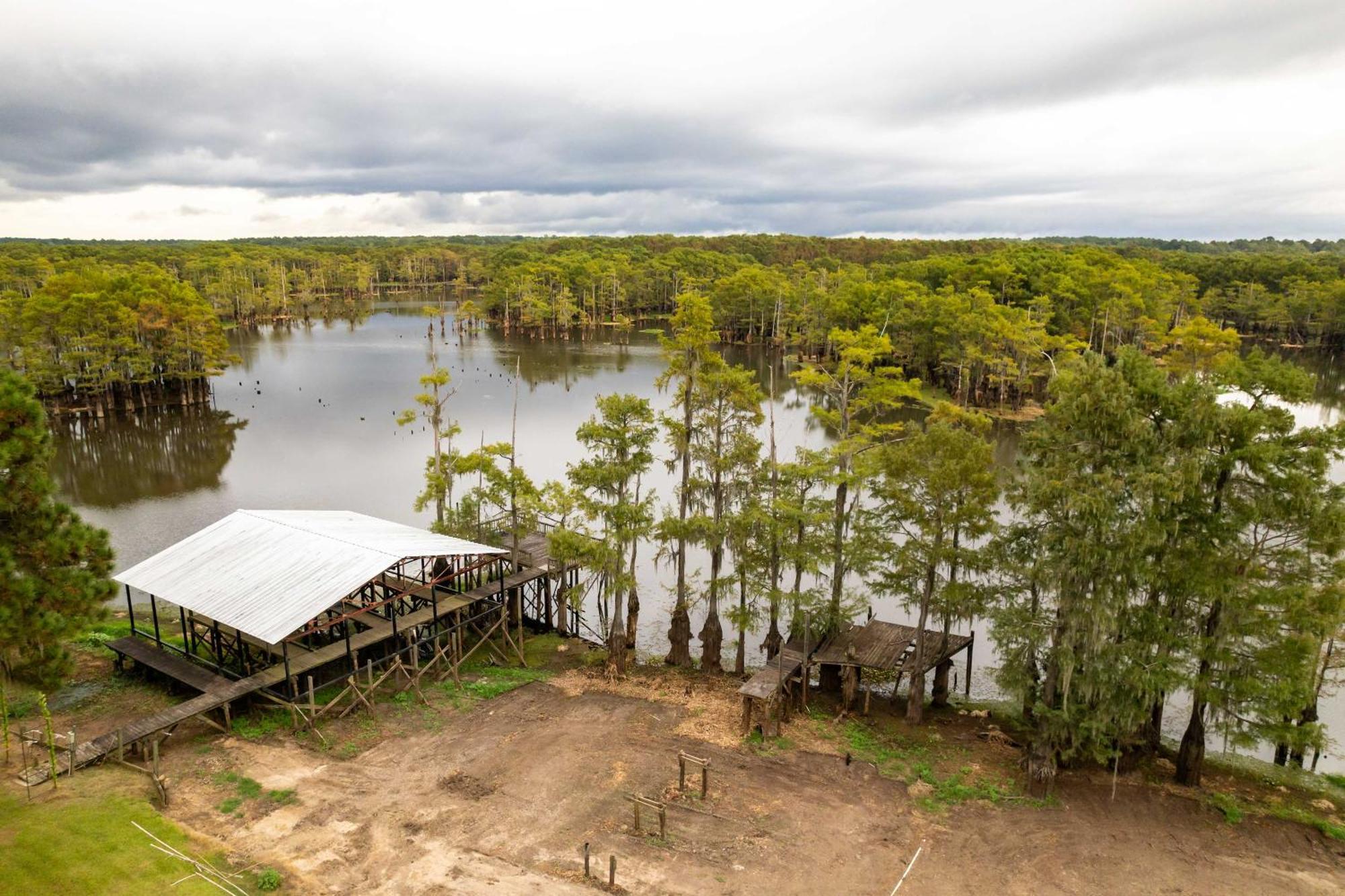 Doyline Cottage With Large Porch And Lake Access! Exterior photo